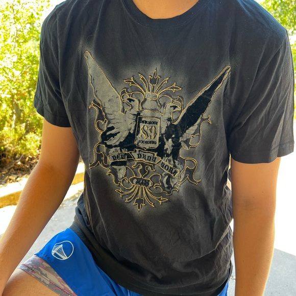 NEW DKNY JEANS MEN CITY RUSH GOLD THREAD T SHIRT STATUE ANGEL WINGS METALLIC GUY - Picture 5 of 16